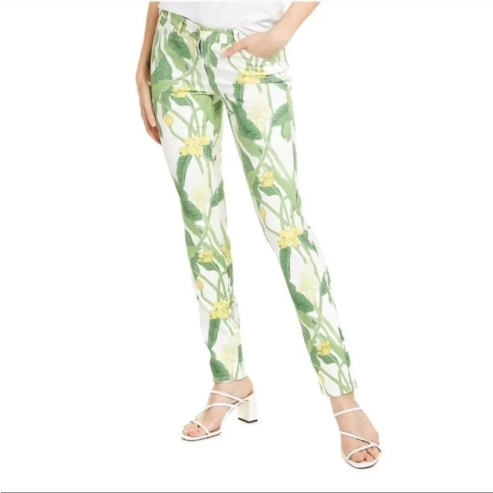 J. McLaughlin Lexi Jeans Green White Lily Frond Pattern Size 8.